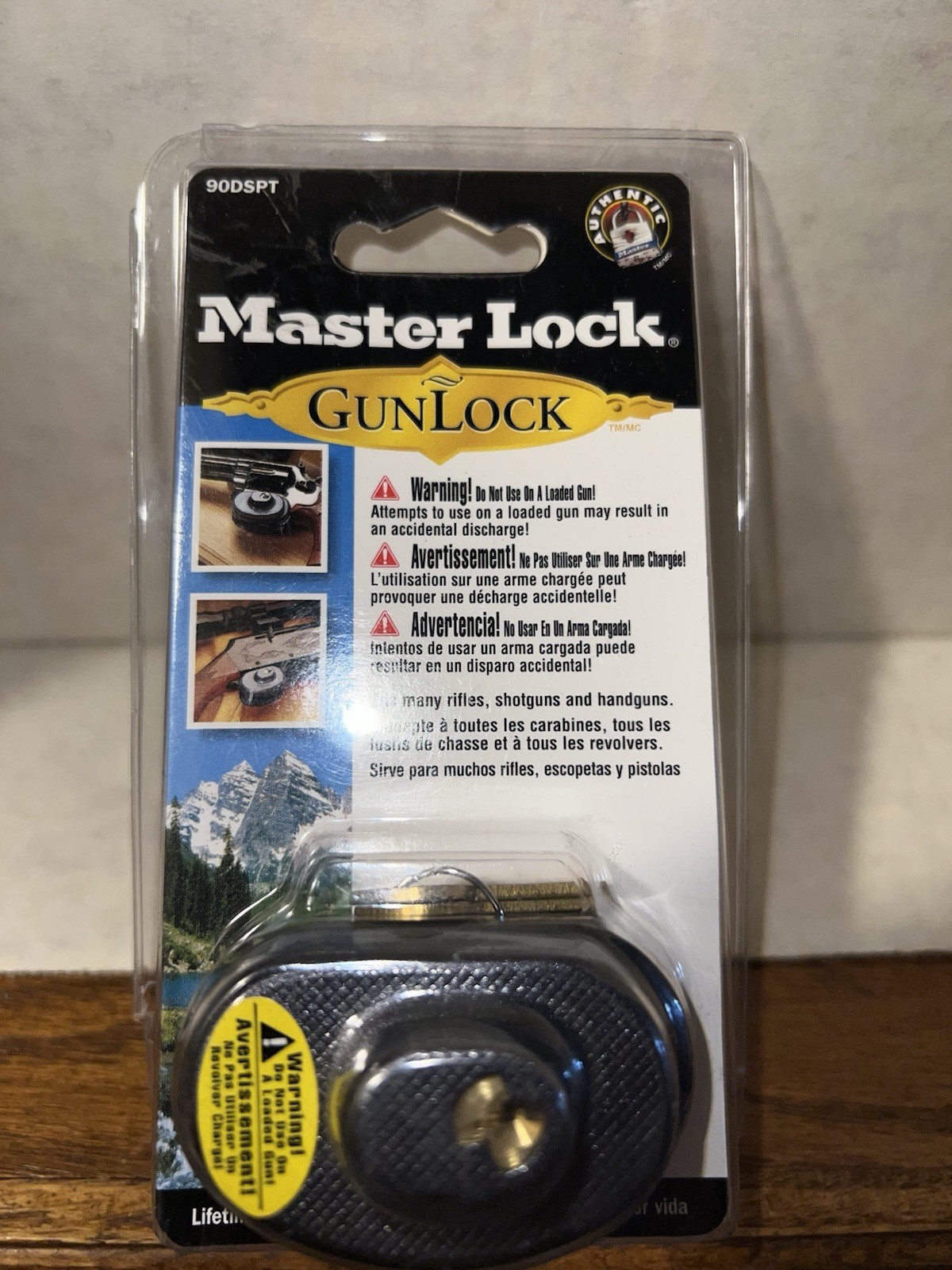 Master Lock Keyed Gun Trigger Lock 2 Keys Masterlock Gunlock NEW FREE SHIPPING