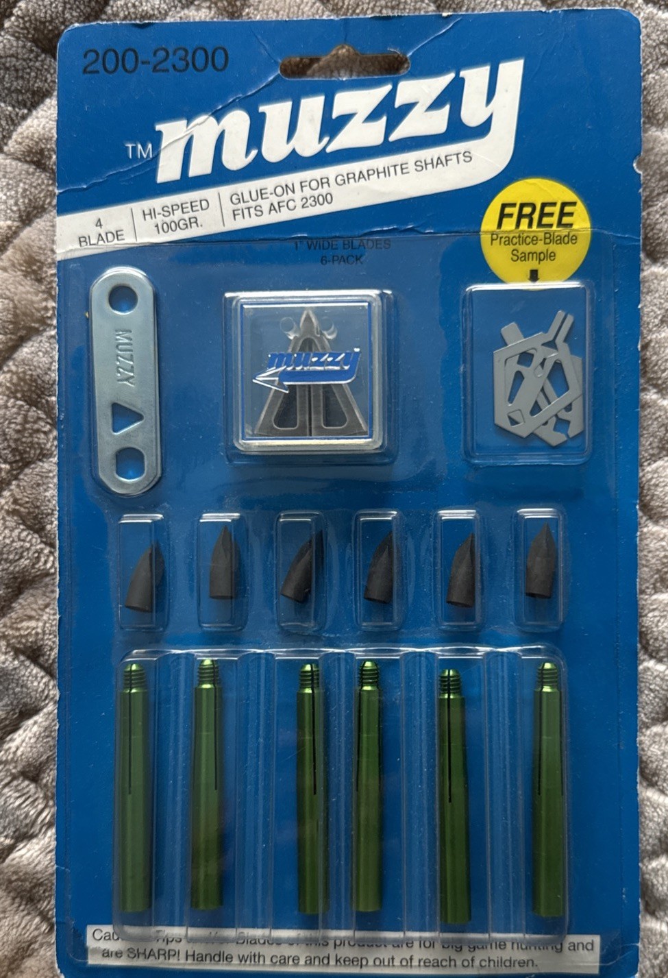 Vintage Muzzy 100gr 4-Blade Broadheads Glue-On AFC 2300 Graphite Shafts NOS