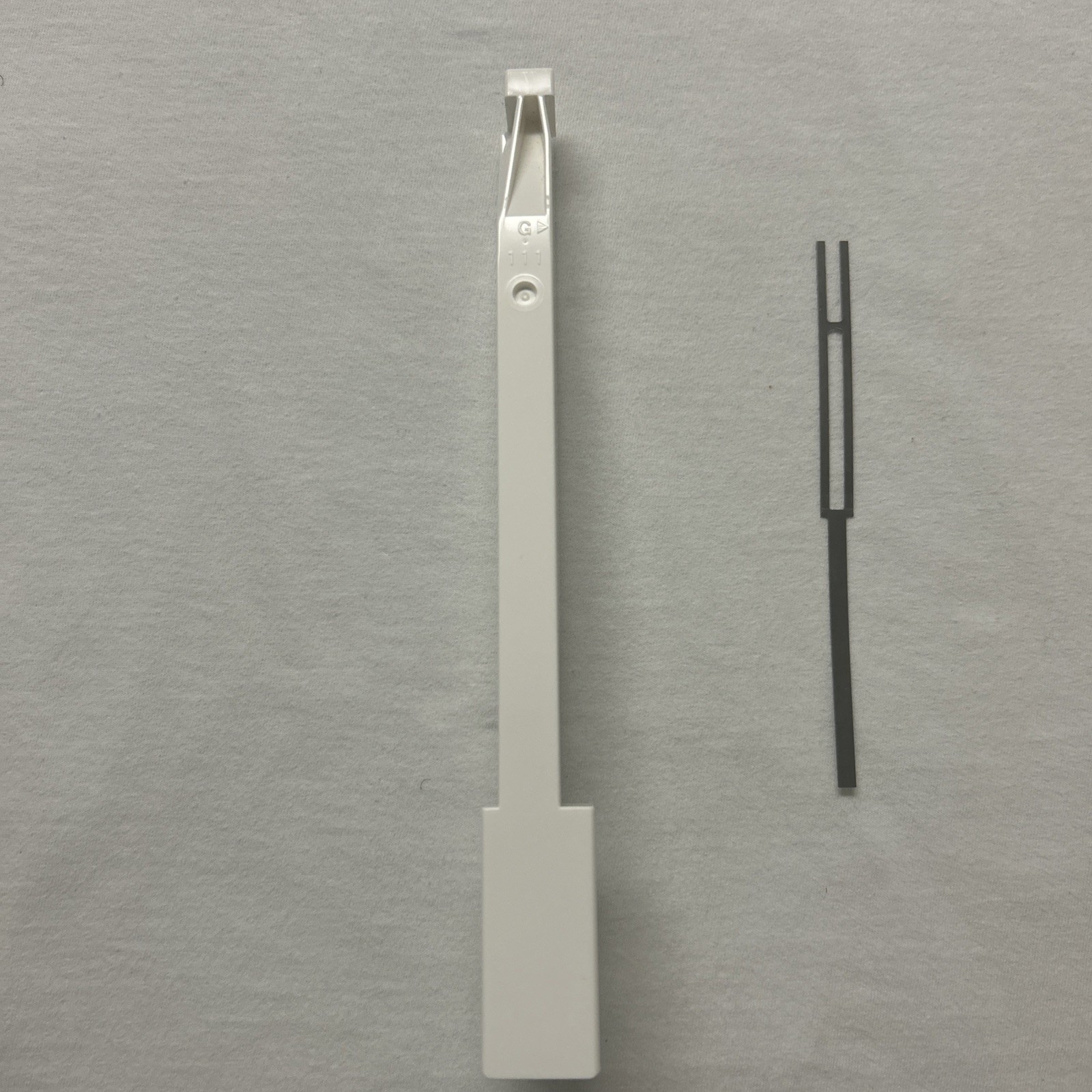 White  “ G” key for Yamaha  Motif 8, ES8, XS8, XF8, Montage 8, all S90, S70XS,