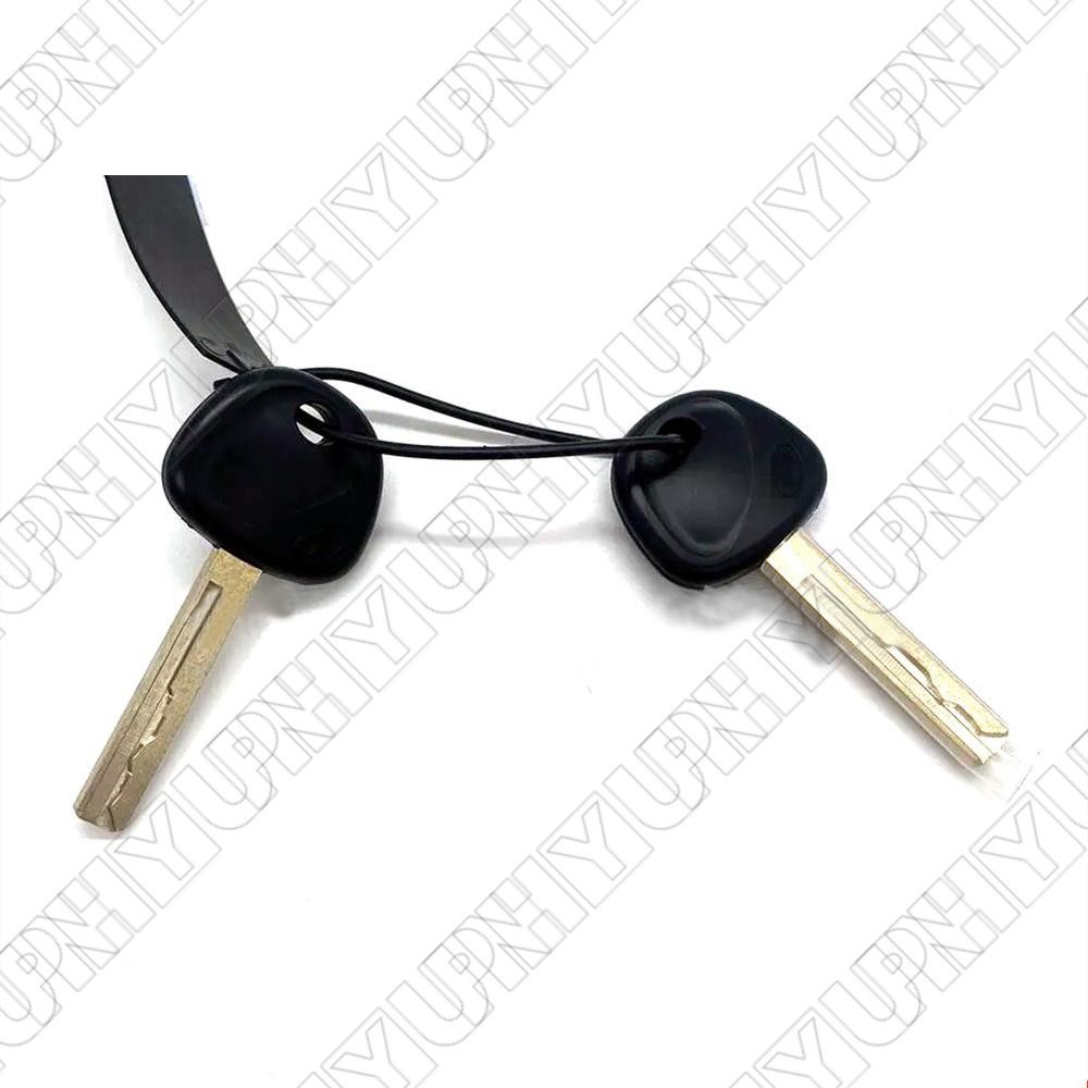 1 Set Door Lock Cylinder with 2 Keys For Dodge Attitude Hyundai Accent 2012-2014